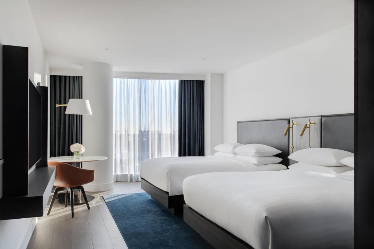 Melbourne Marriott Hotel Docklands Exterior foto
