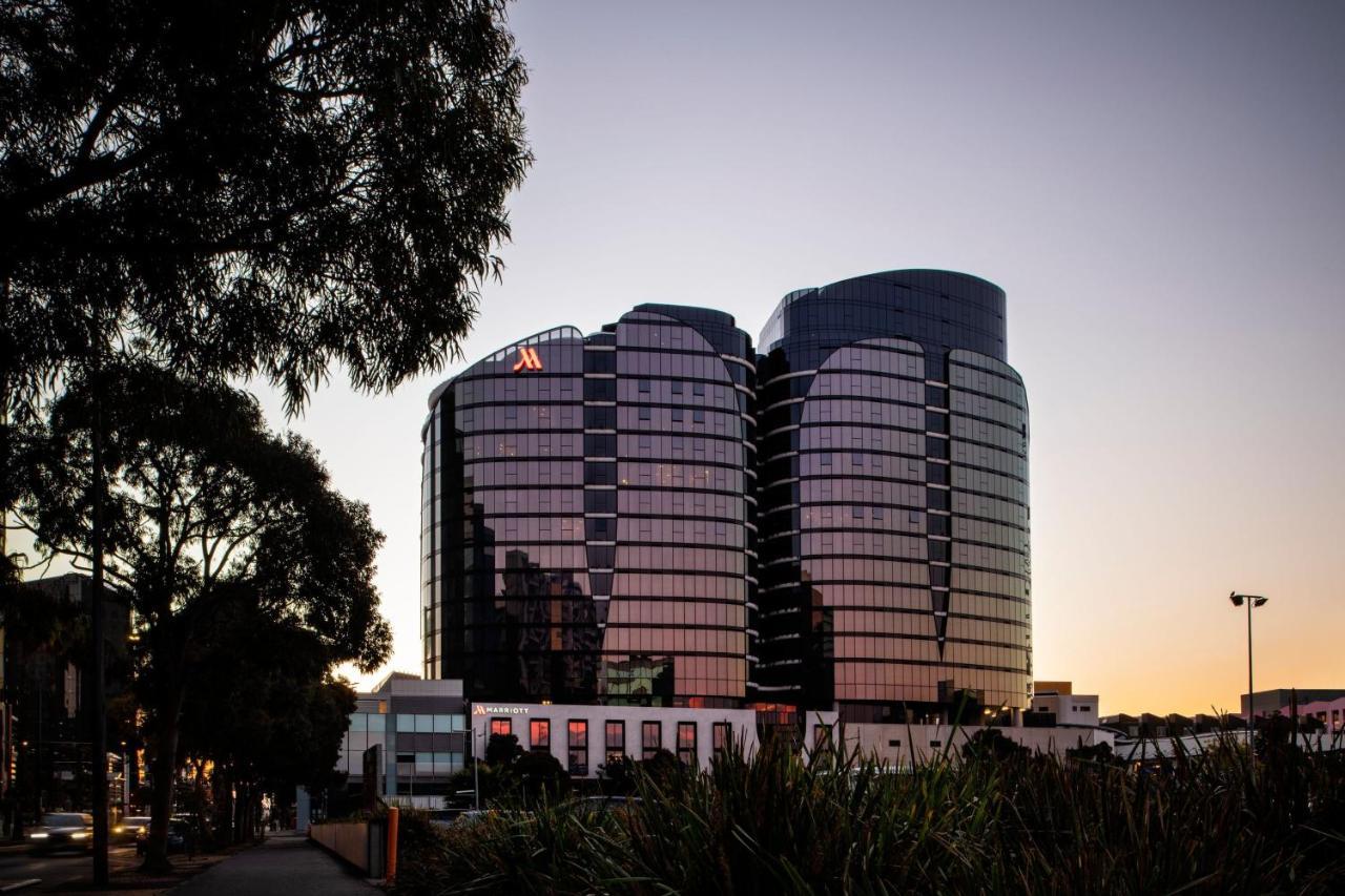Melbourne Marriott Hotel Docklands Exterior foto The Marriott Melbourne Docklands