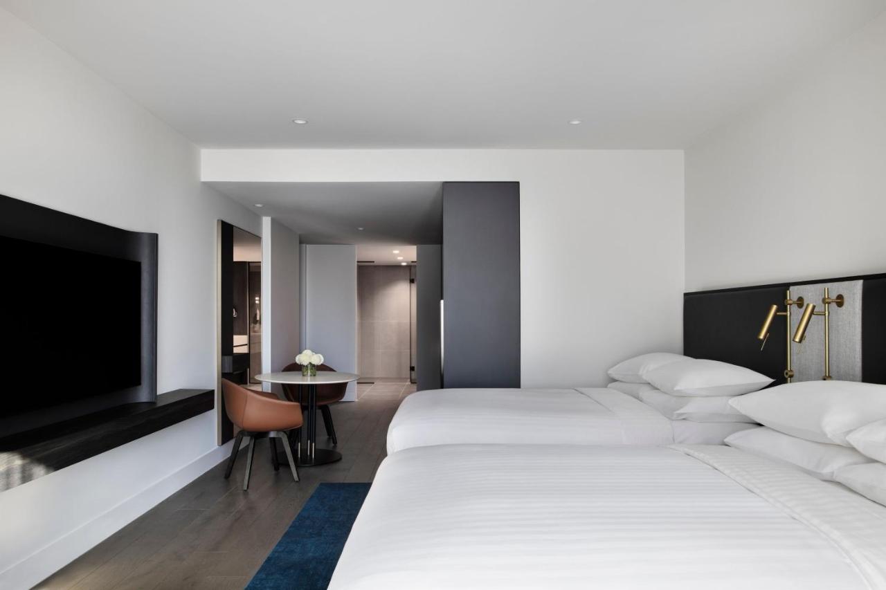 Melbourne Marriott Hotel Docklands Exterior foto